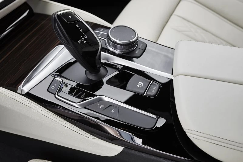 BMW Seria 5 Limuzyna (G30) 520d (190 KM) Początek produkcji: 2017 r