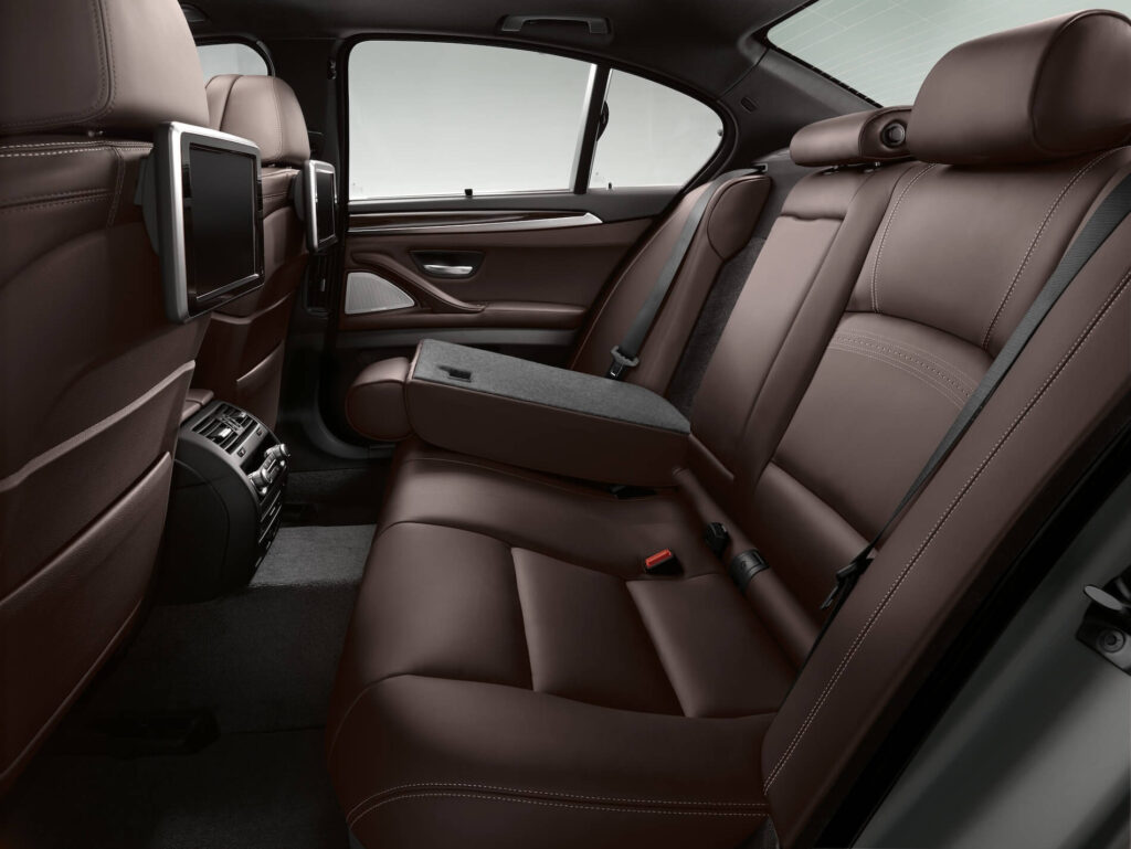Nowa odsłona kabiny BMW F10: styl, wyrafinowanie, innowacyjność